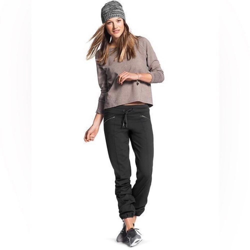Athleta Metro Black Stretch with Zipper Pockets Active Pants Size M/L - Picture 2 of 16